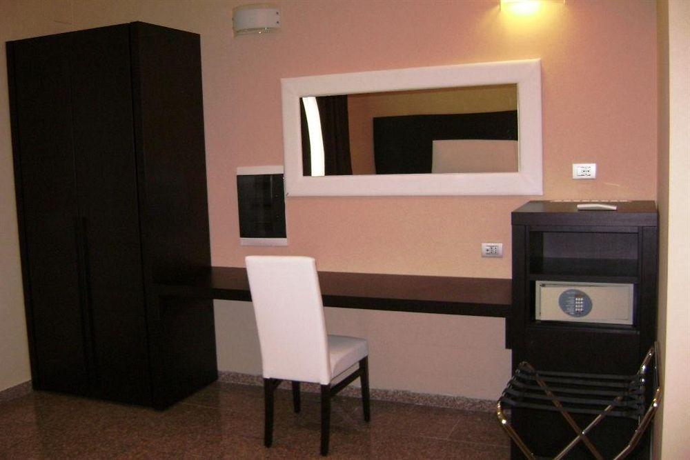 Eh Rome Airport Euro House 3*