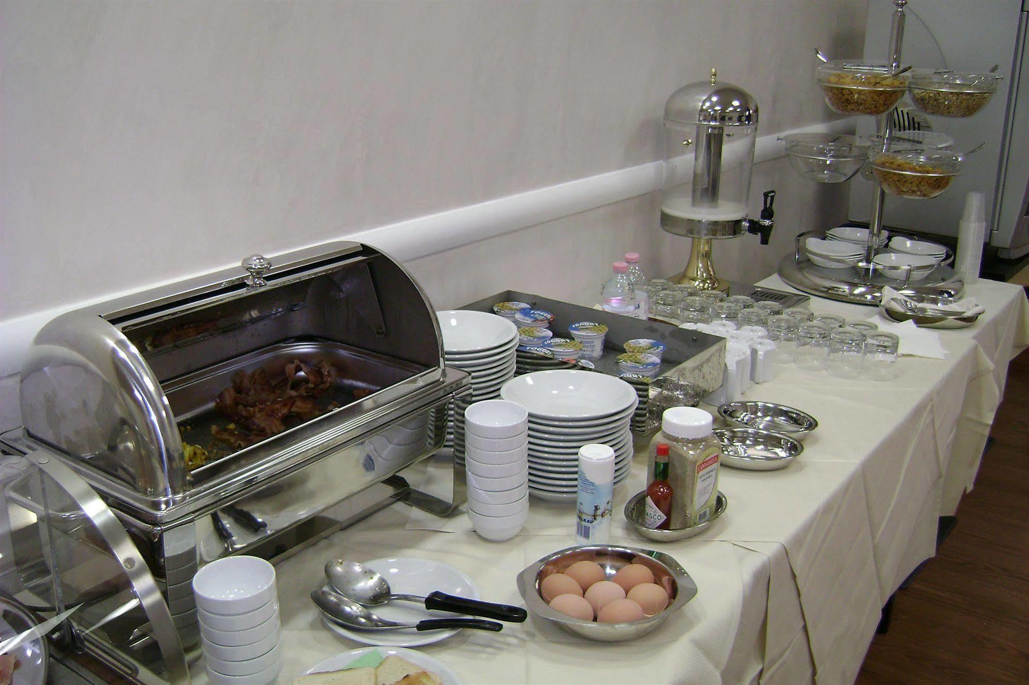 Eh Rome Airport Euro House 3*